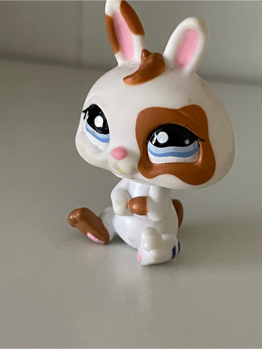 Vintage 2007 littlest pet shop bunny